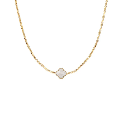 Pearl Clover Custom Name Necklace (Gold)