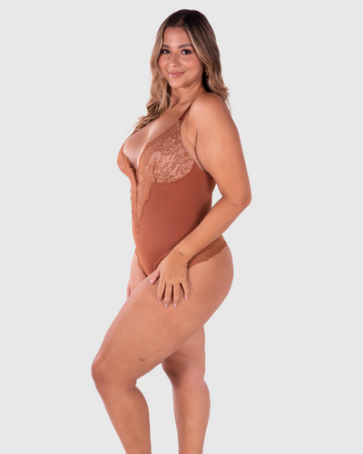 Body mit tiefem V-Ausschnitt