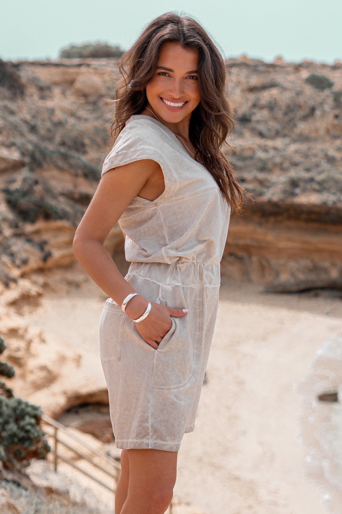 Kurzer Jumpsuit Stone