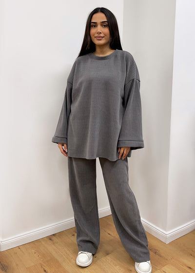 Cord-Set mit Oberteil und Hose Grau