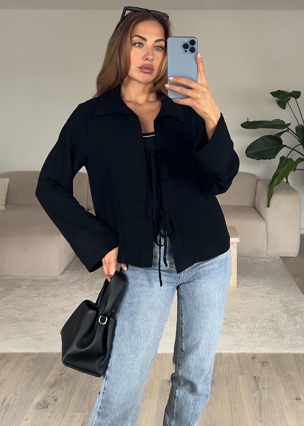Bluse mit Schleifen Schwarz