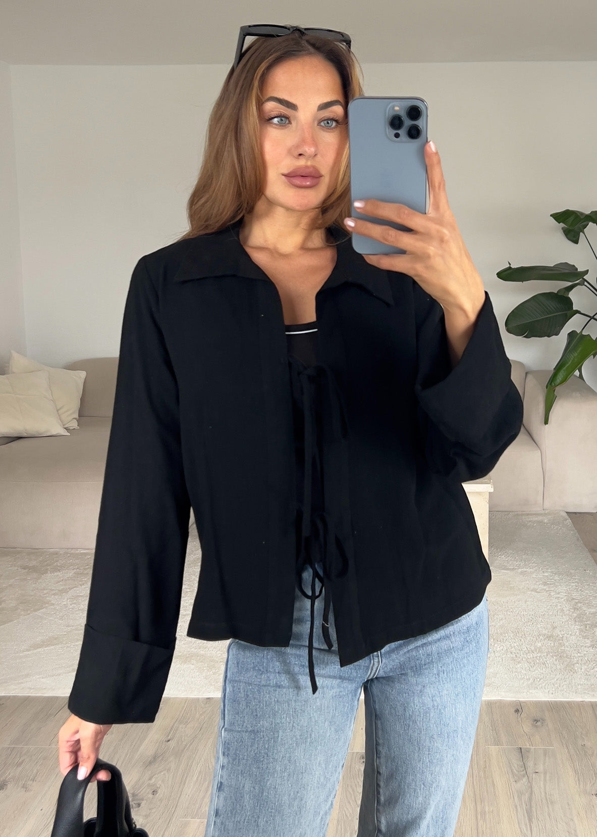 Bluse mit Schleifen Schwarz