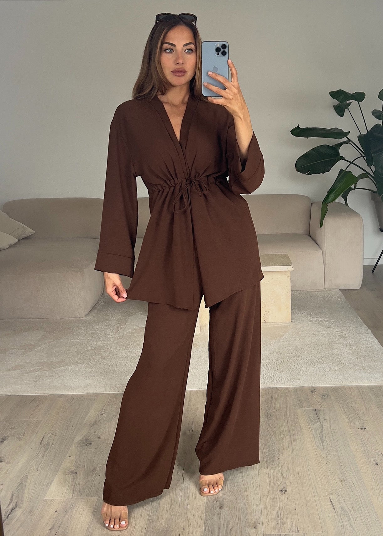 Set aus Oberteil und Hose Dunkelbraun