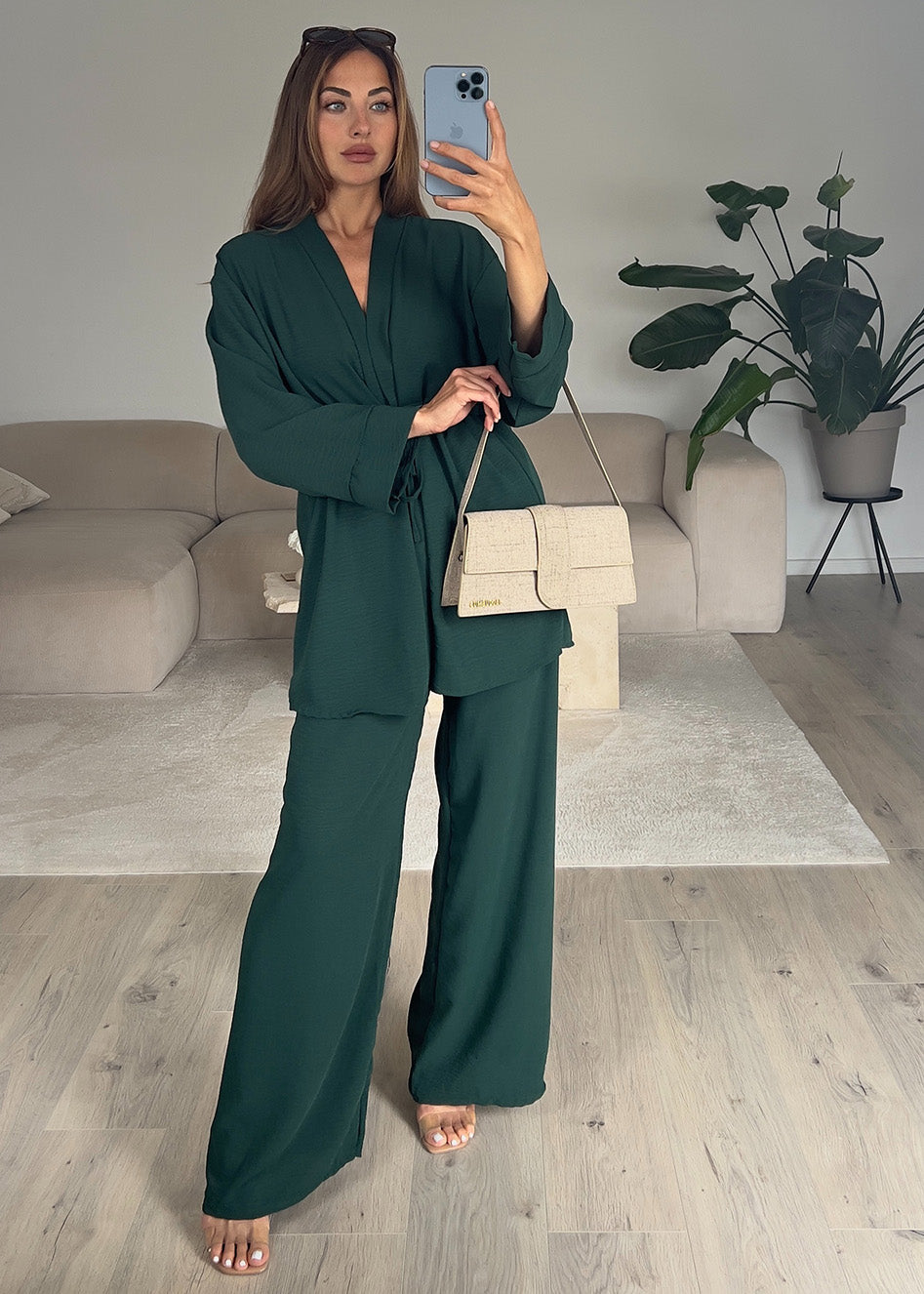 Set aus Oberteil und Hose Dunkelgrün