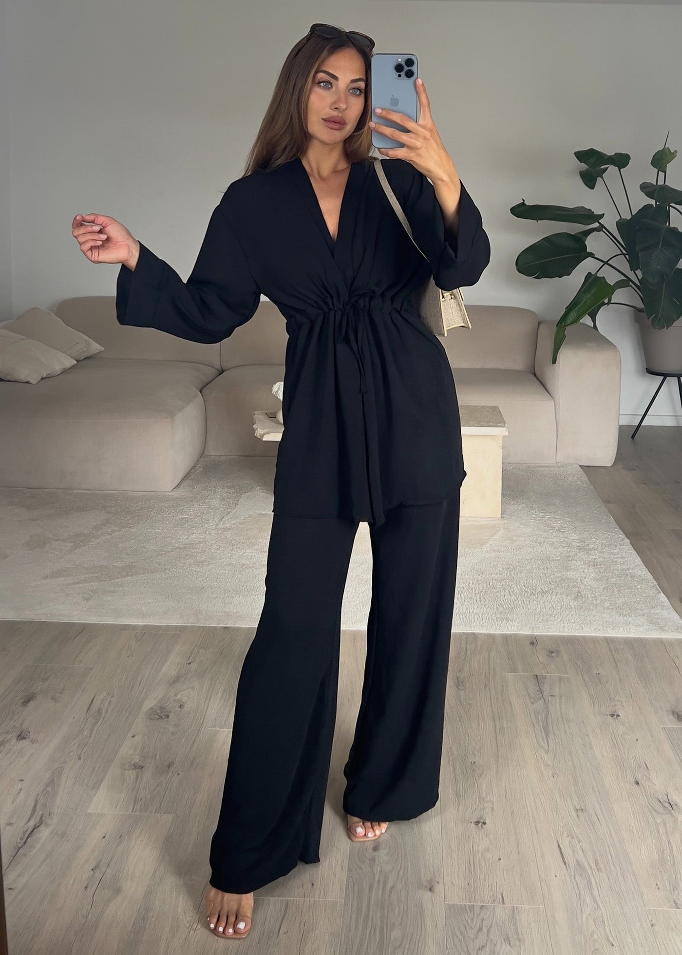 Set aus Oberteil und Hose Schwarz