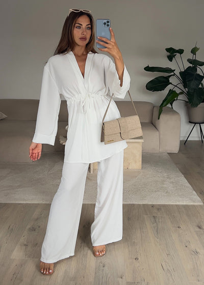 Set aus Oberteil und Hose Weiß