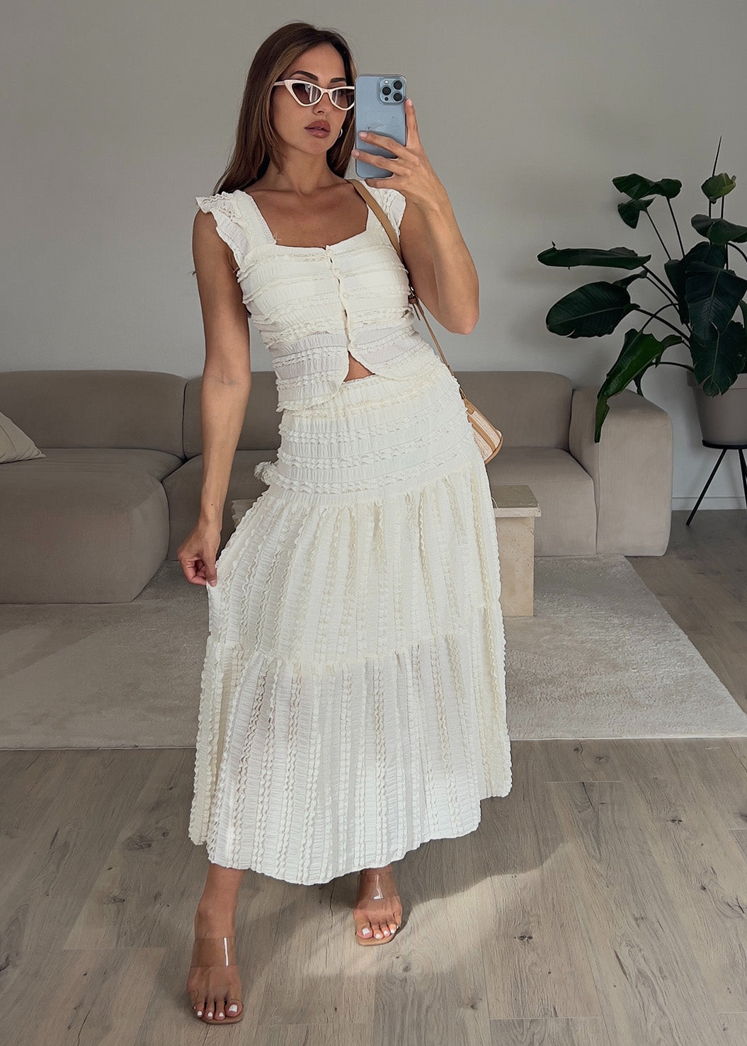 Zweiteiler Set mit Carmentop und Maxirock Beige