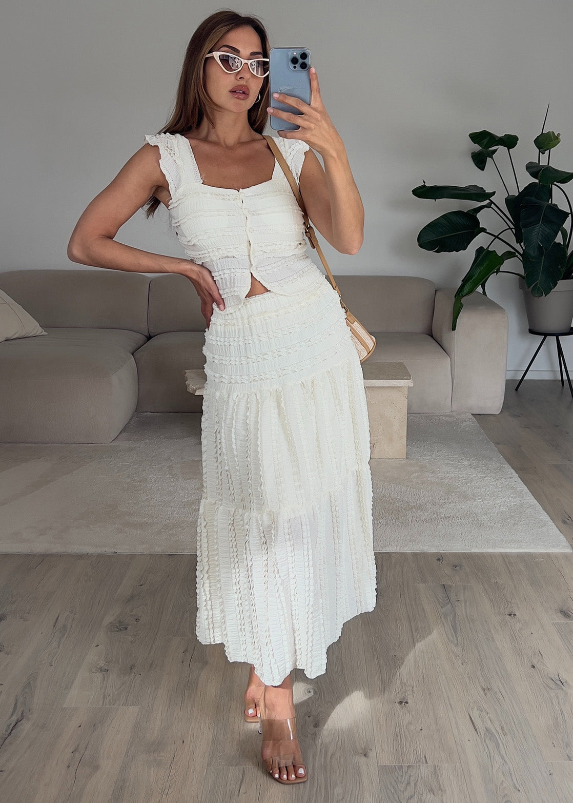 Zweiteiler Set mit Carmentop und Maxirock Beige