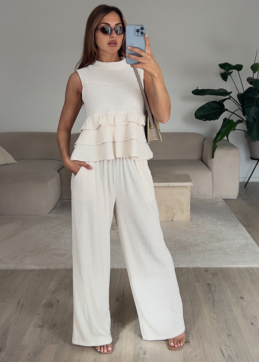 Zweiteiler Set mit Rüschen-Top Beige