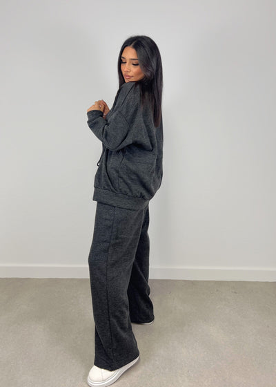 Lounge-Set mit Reißverschlussjacke und weiten Hosen Schwarz