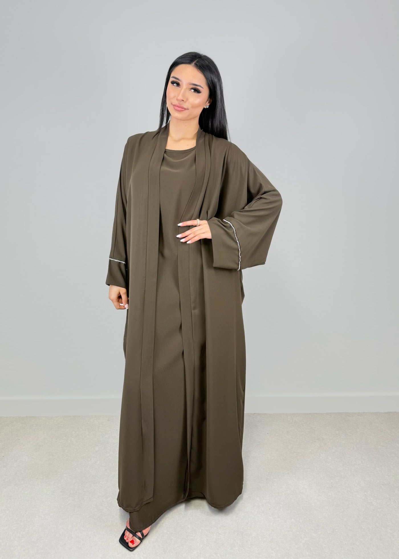 Zweiteiliges Maxi-Set mit Kimono Braun