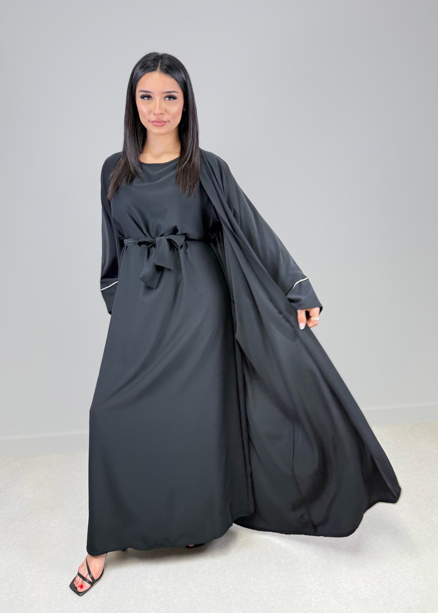 Zweiteiliges Maxi-Set mit Kimono Schwarz