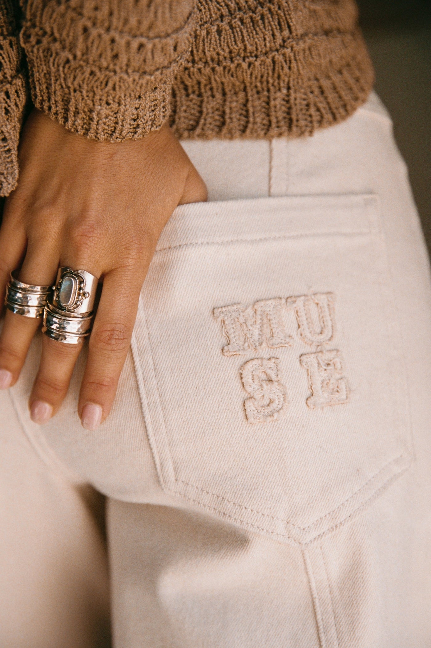 The Muse Neutrale Jeans Hellbeige