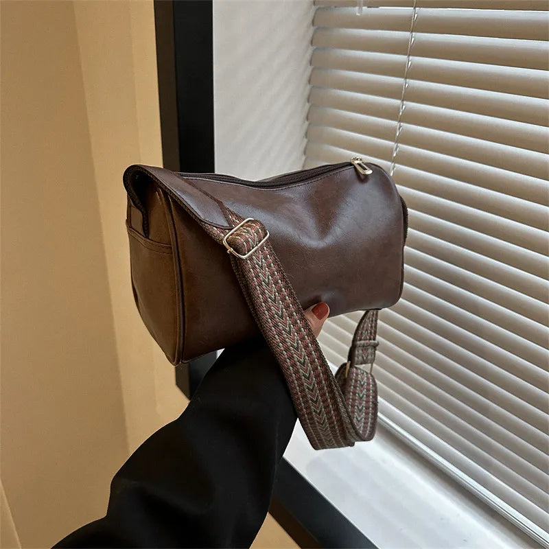 Moona | Vintage Crossbody Tasche mit gewebtem verstellbarem Riemen