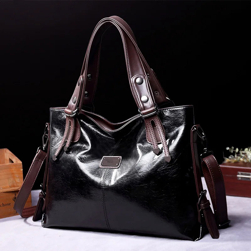 Naomi's Journey | Handgefertigte Ledertasche