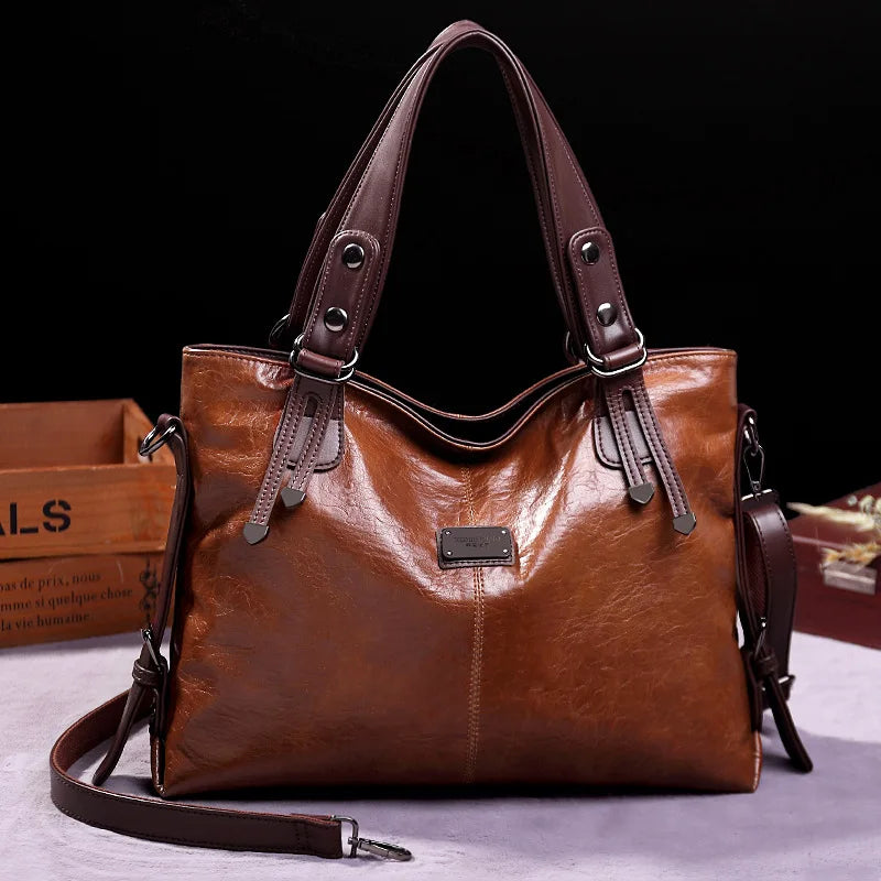 Naomi's Journey | Handgefertigte Ledertasche