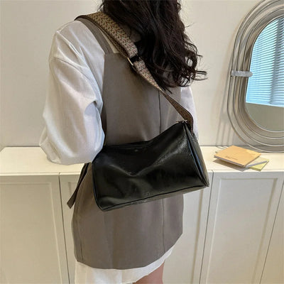 Moona | Vintage Crossbody Tasche mit gewebtem verstellbarem Riemen
