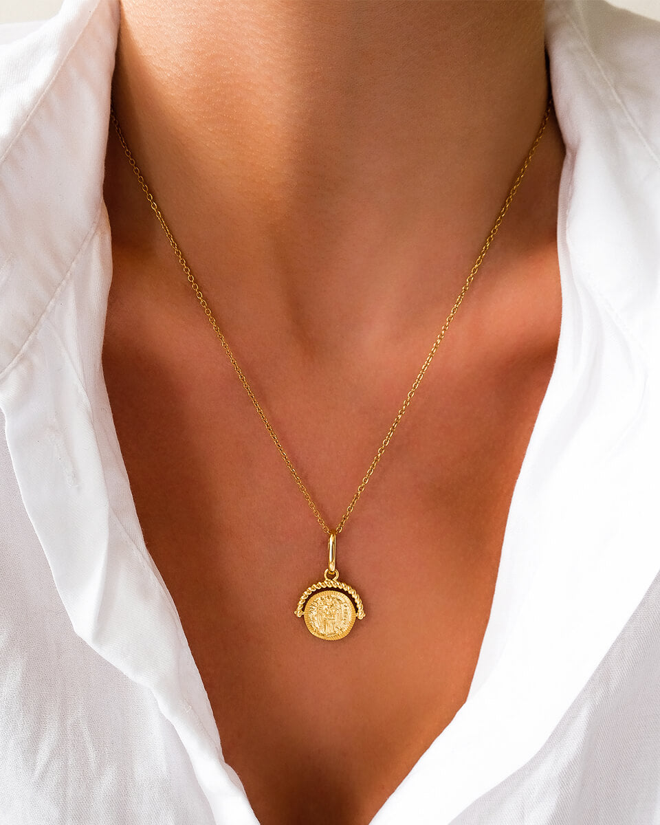 Coin Fine Chain Necklace (Gold)