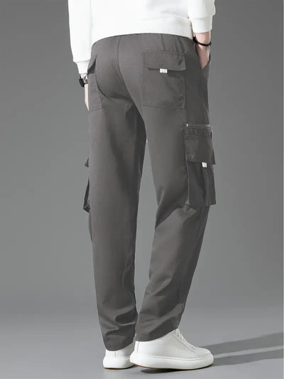Lose sitzende Cargo-Hose
