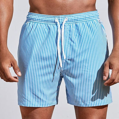 Lässige gestreifte Boardshorts